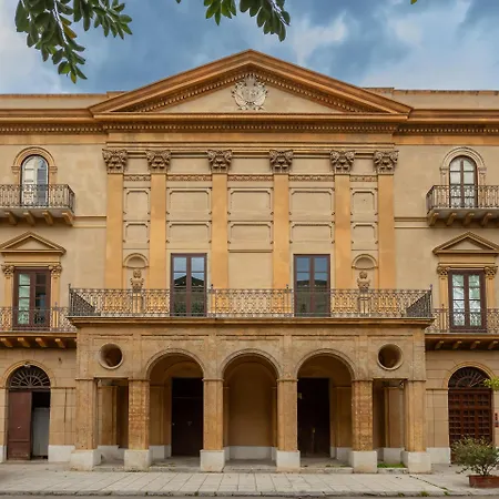 Palazzo De Gregorio - Apartments-3